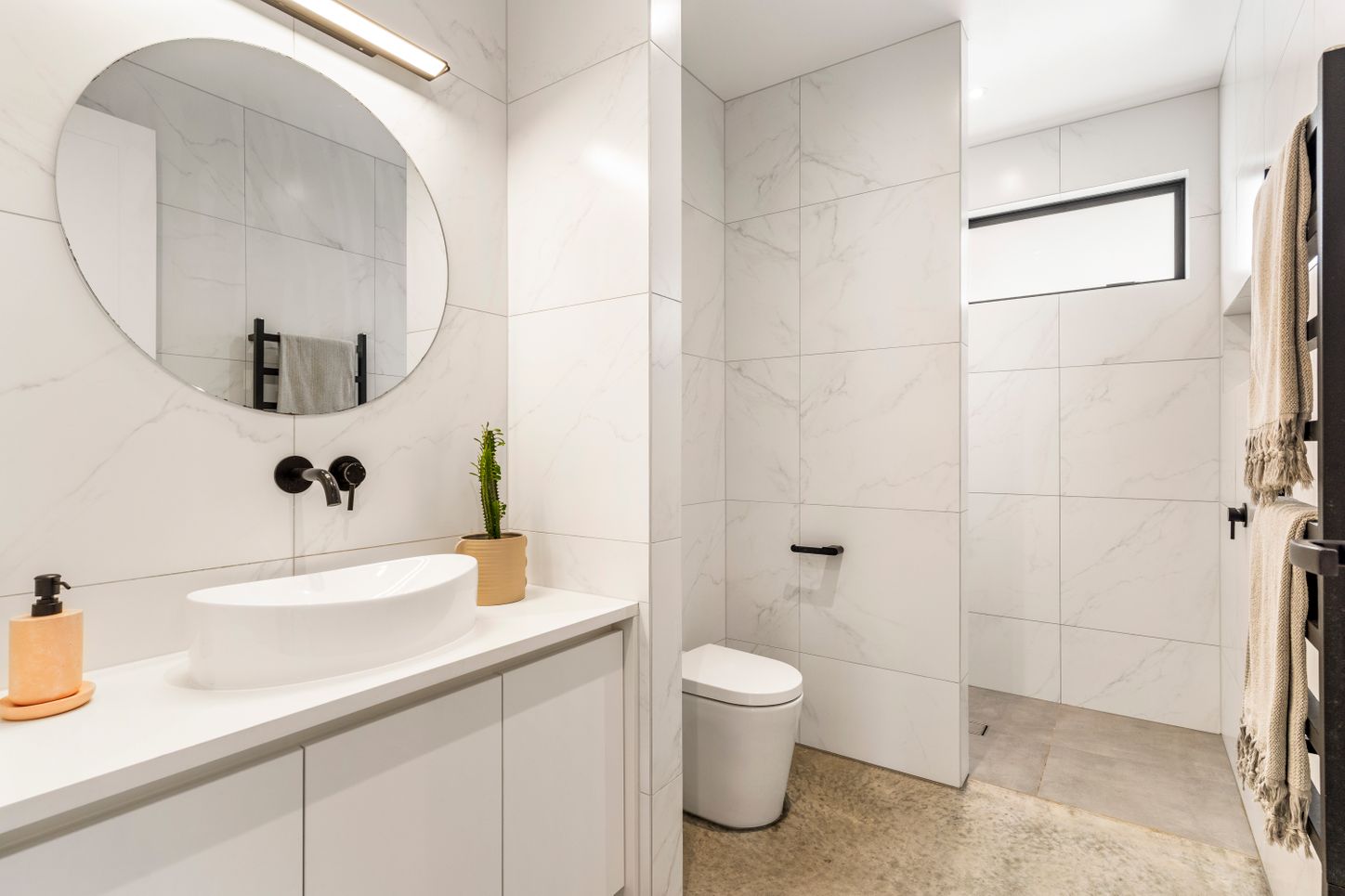 North shore builders completing a project